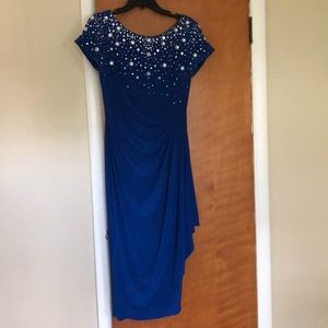 Alex Evenings formal sequined dress